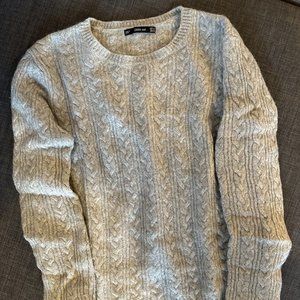 Zara Cashmere Grey Crewneck Sweater - Size M